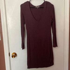 Double lined long sleeve piko dress. Plum. Size medium